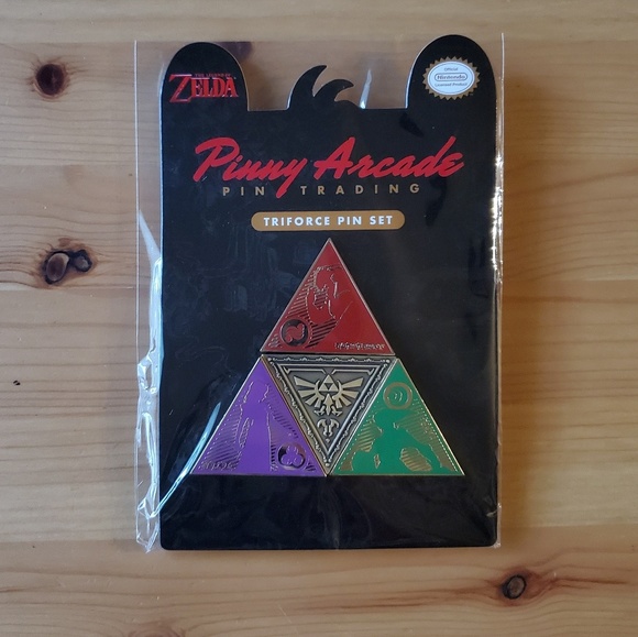 PAXWest2019 Limited Edition Zelda Triforce Pin Set - Picture 1 of 4
